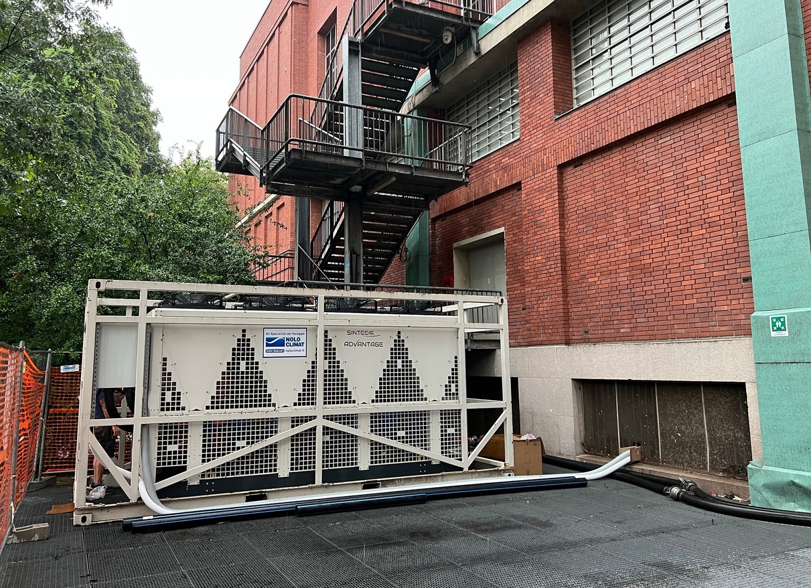 Chiller Nolo Climat salva una mostra milanese poco prima di Ferragosto