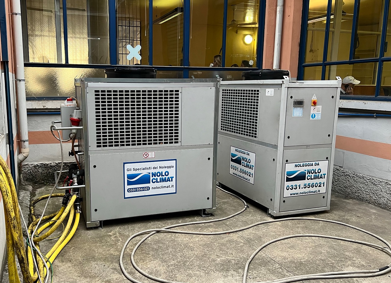 Sfilate milanesi: chiller e riscaldatori Nolo Climat assistono nel dietro le quinte